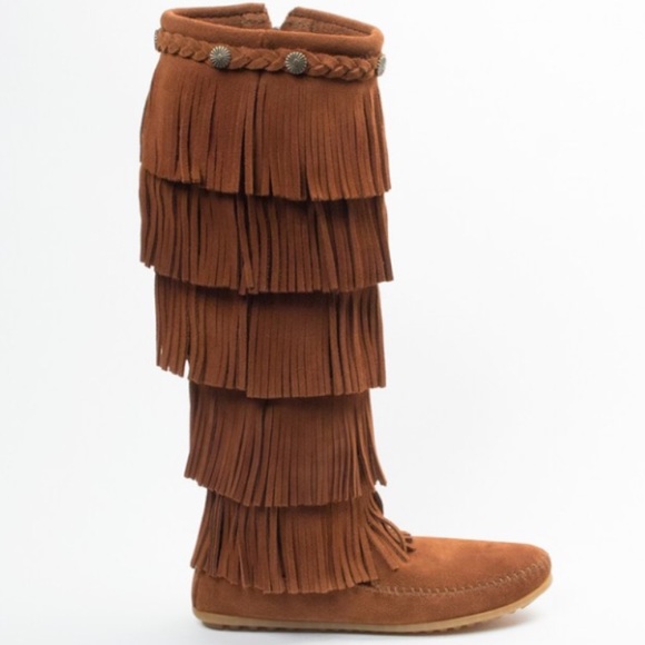 🌵NWOT Minnetonka 5 Layer Fringe Boots 🌵 - Picture 4 of 5
